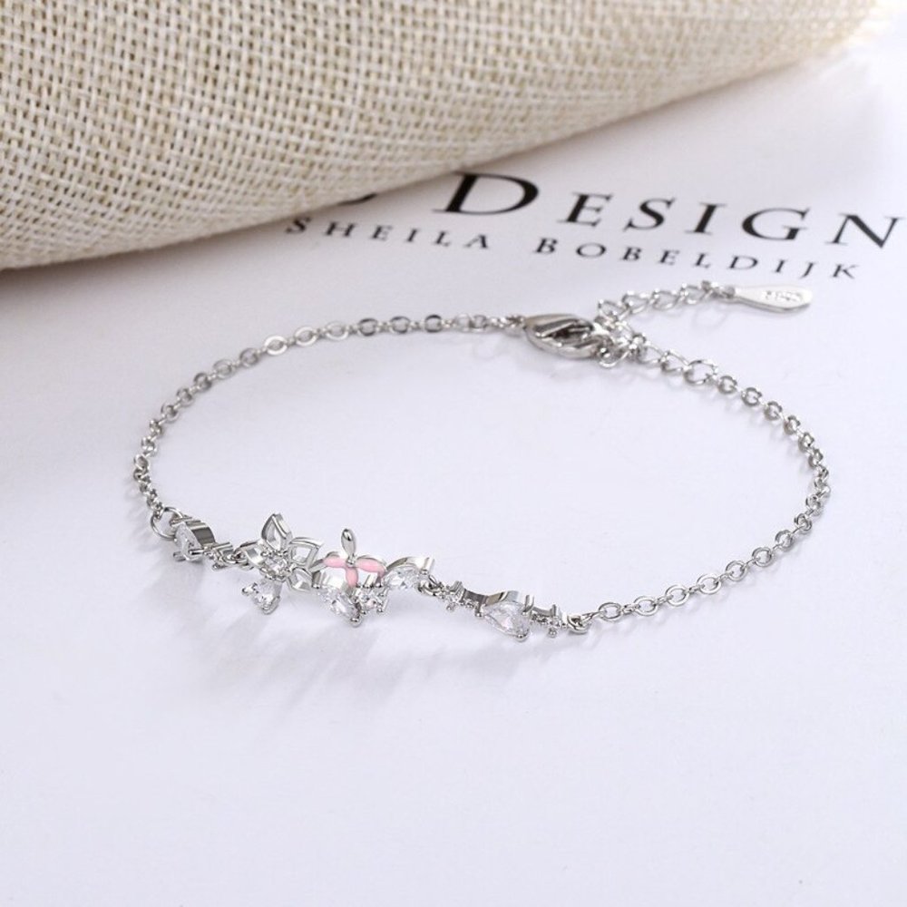 NEW Silver Flower Ladies Sweet Fresh Shining Bracelet